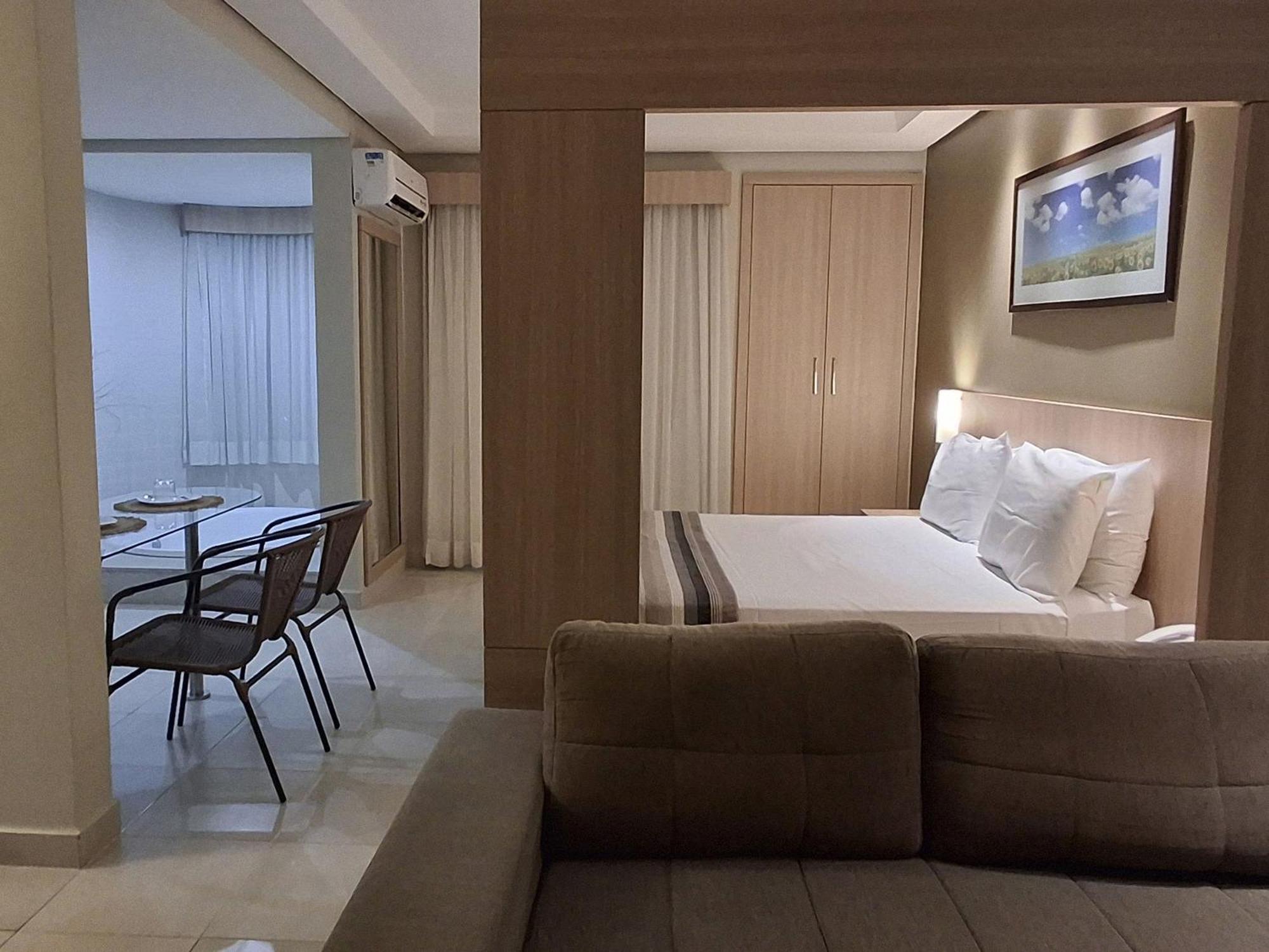 Hot Springs Hotel - Suites Com Banheira Caldas Novas